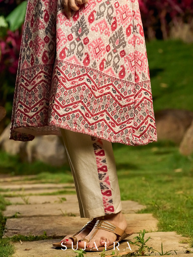Textured Hakoba Kurta with All-Over Print and Elegant Embroidery Highlights