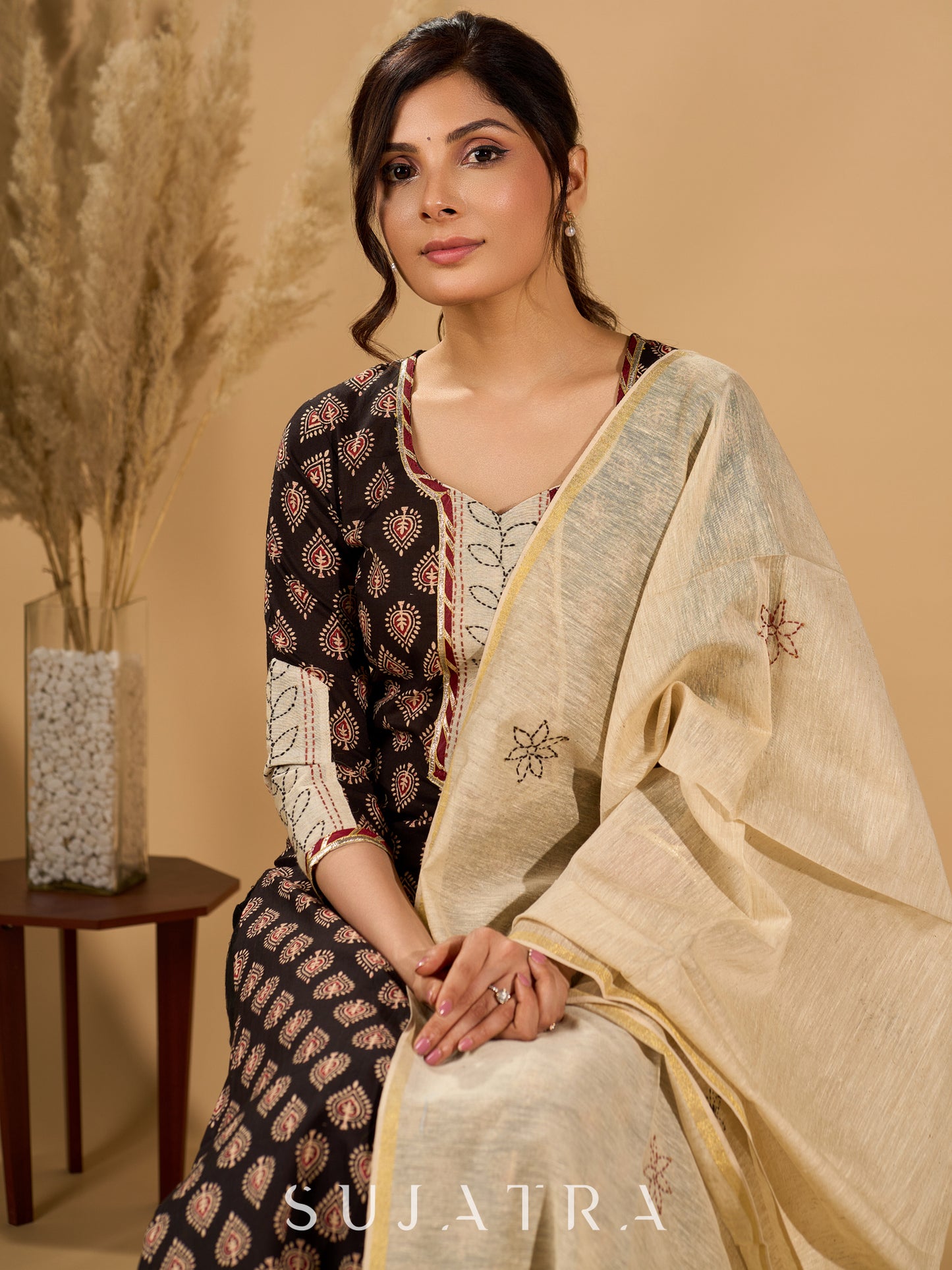 Artisan Noir Kurta Set with Intricate Appliqué & Kantha Work Silk Dupatta