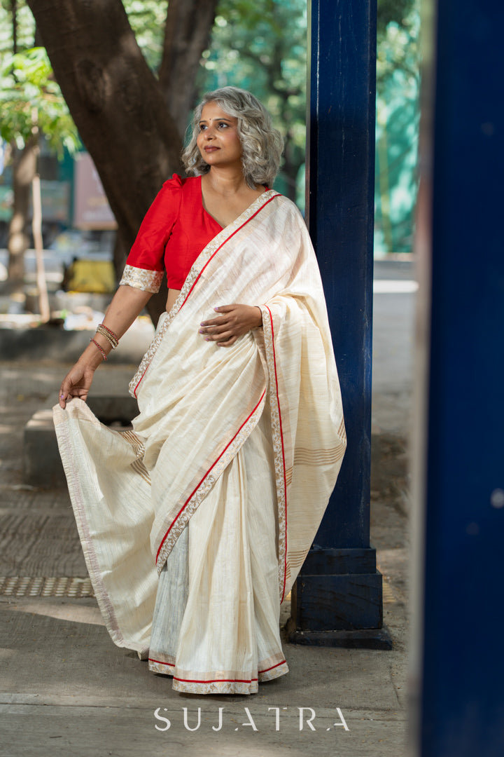 Elegant Off-White Ghicha Silk Saree with Benarasi Brocade Border and Contrast Red Piping Detail
