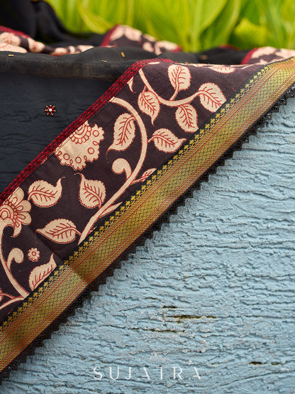 Vibrant Black Georgette Saree with Golden Zari Border & Kalamkari Floral Print Pallu & Border