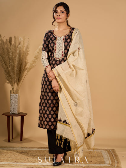 Artisan Noir Kurta Set with Intricate Appliqué & Kantha Work Silk Dupatta