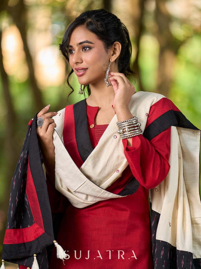 Luxe Off White Cotton Dupatta with Ikat Pallu & Minimal Hand Embroidery