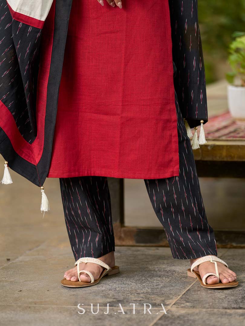 Luxe Off White Cotton Dupatta with Ikat Pallu & Minimal Hand Embroidery
