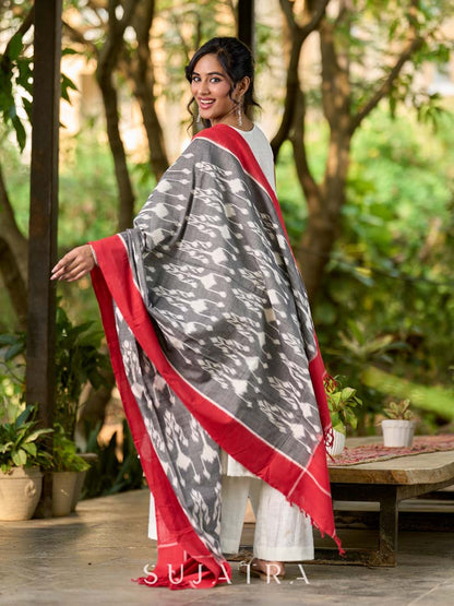 Elegant White Cotton Kurta with Easy Gathered Fit
