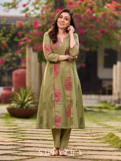 Soft Light Green A-Line Kurta With Artisanal Floral Hand Block Print