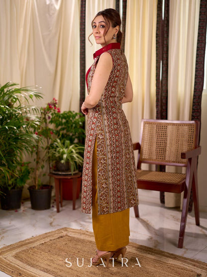 Dussehra Sale — Multicolour Ethnic Print Cotton Sleeveless Kurta with Bold Maroon Collar and Placket Detail