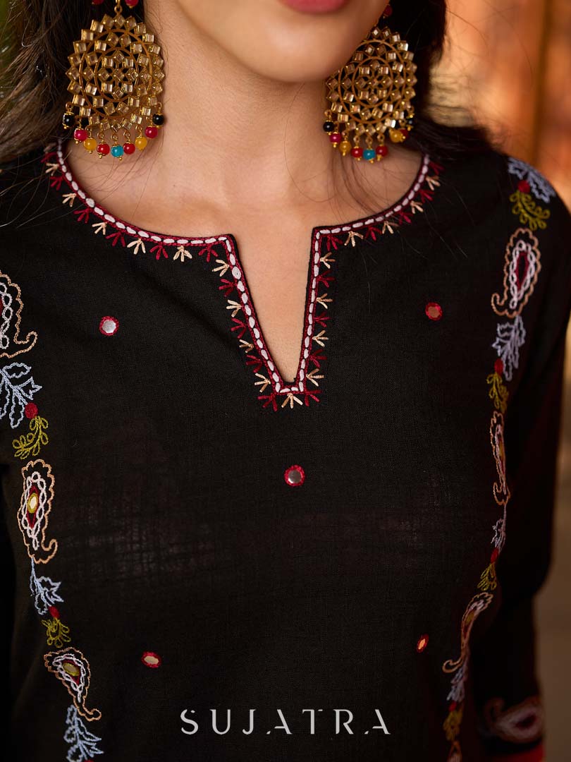 Dussehra Sale — Classic Black Cotton Kurta with Intricate Paisley Embroidery - Pant Optional