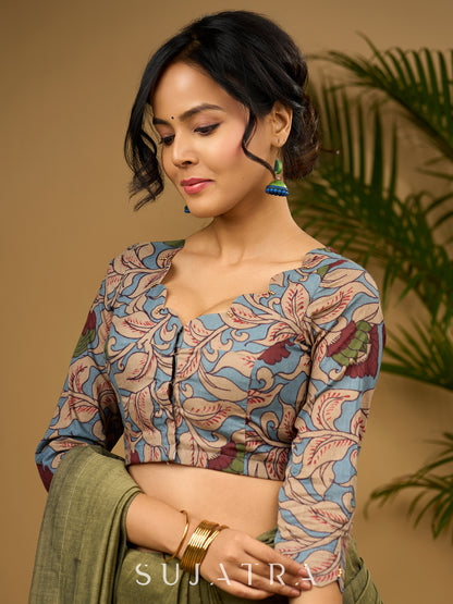 Elegant scallop neck blouse with vibrant kalamkari print - Optional Plain Saree