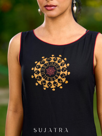 Chic Black Sleeveless Rayon Dress Adorned With Hand-Painted Warli Motif And Maroon Detailing
