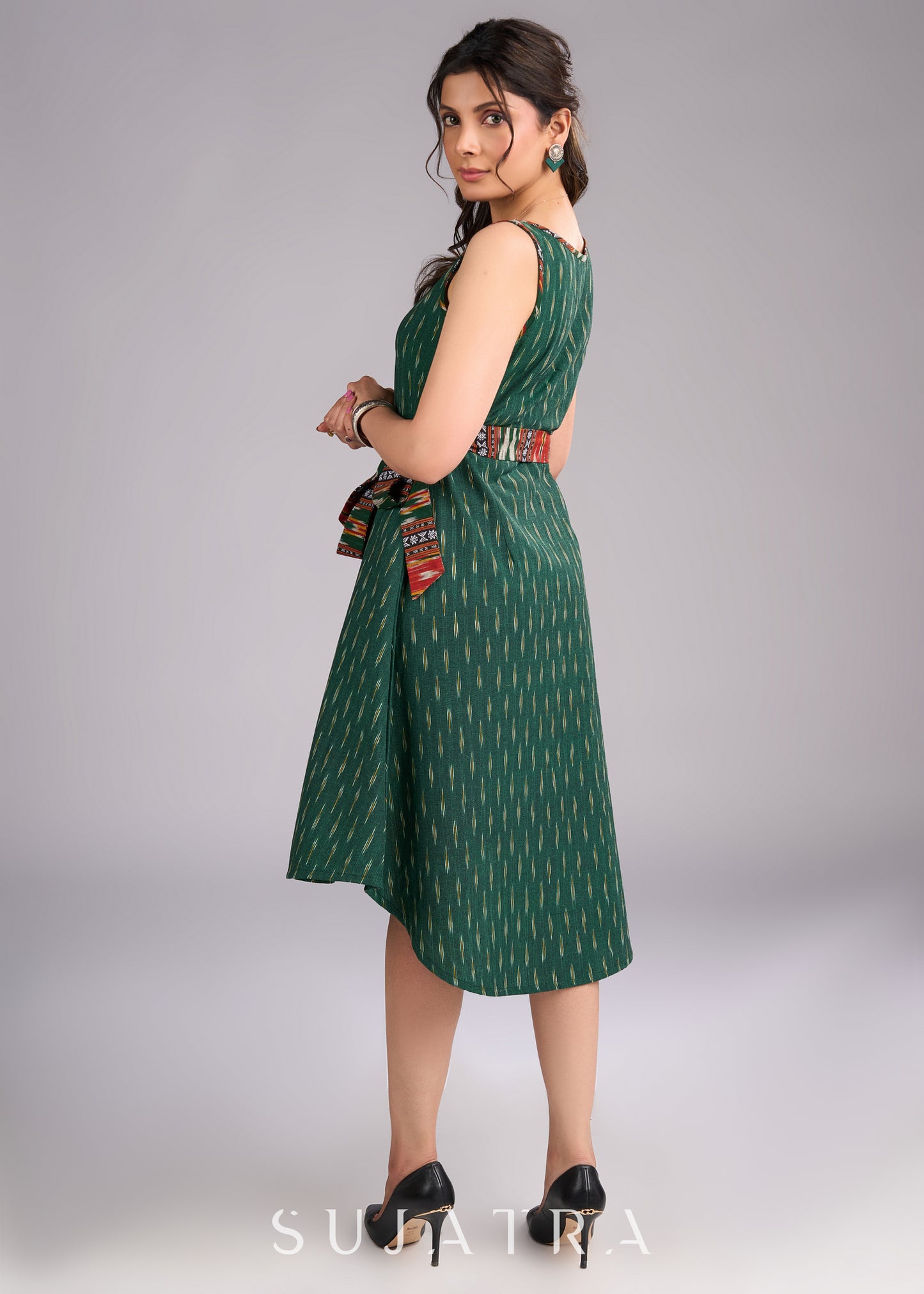 Ikat Oasis Green Dress with Vibrant Contrast Accents and Adjustable Belt