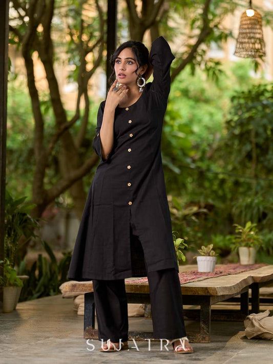 Refined Black Cotton Kurta with Soft Structured Fit