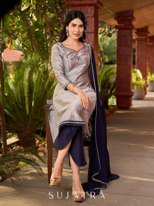Refined Grey Cotton Silk Kurta with Intricate Contrasting Mirror Work