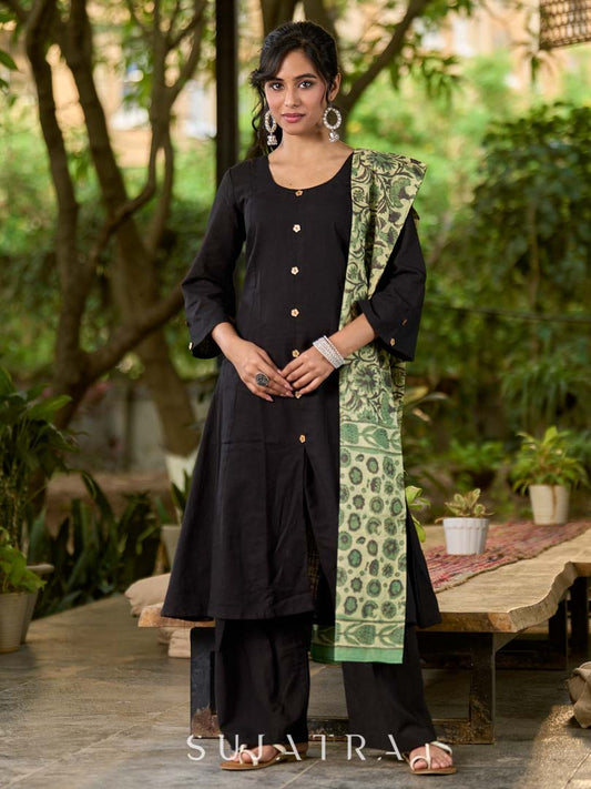 Elegant Sage Green Mul Cotton Dupatta with Traditional Print