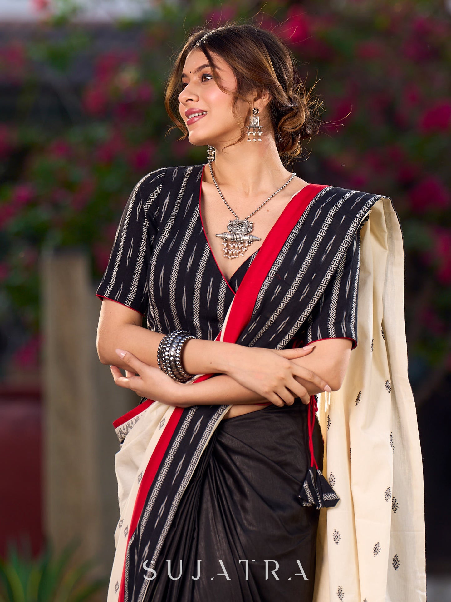 Timeless Black Saree with Ikat & Jamdani Accents