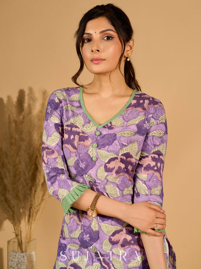 Lilac Grace Printed Mul Cotton Kurta with Contrast Green Touches