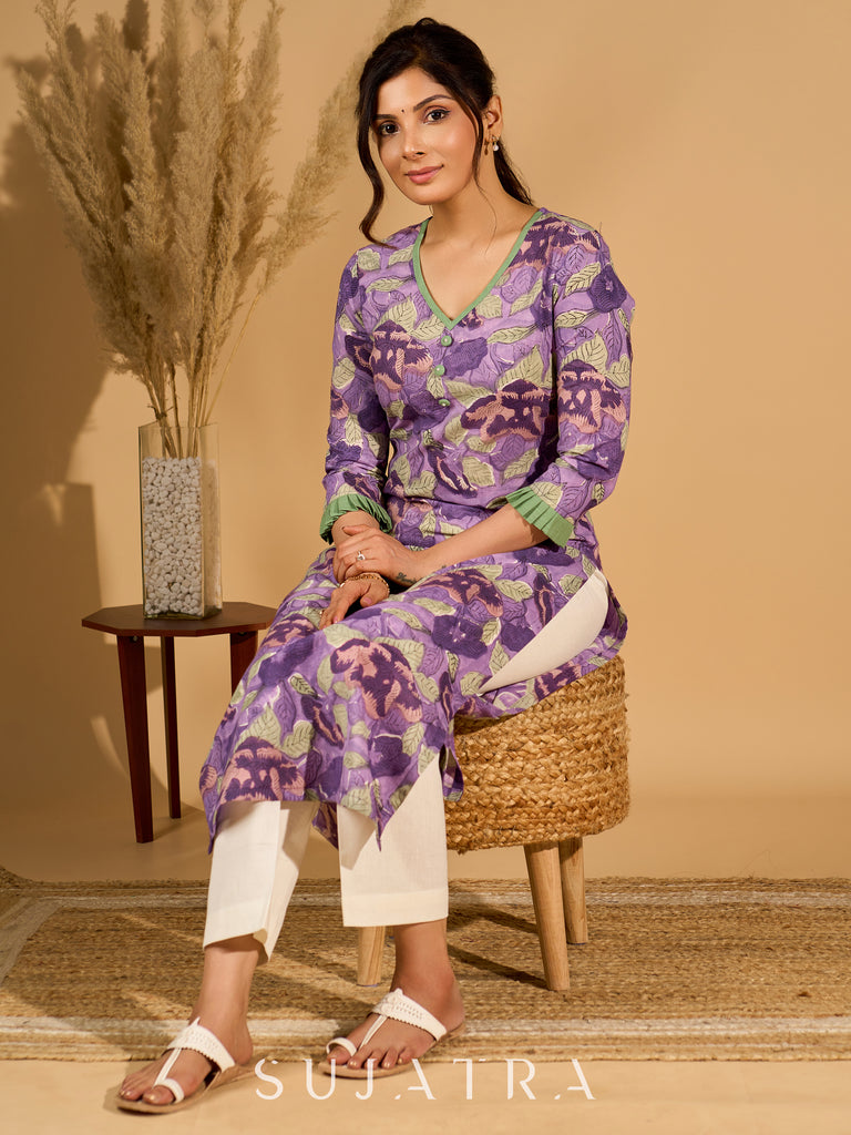 Lilac Grace Printed Mul Cotton Kurta with Contrast Green Touches