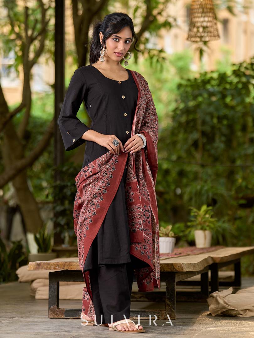 Deep Maroon Cotton Dupatta with Traditional Ajrakh Print