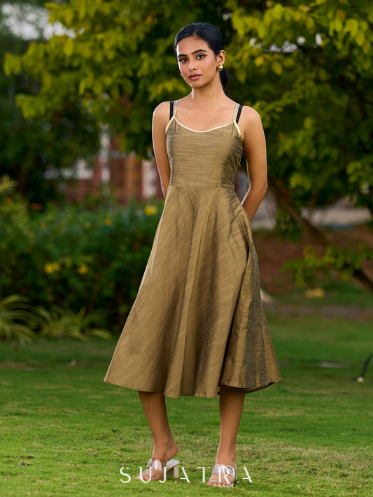 Chic Gold Silk Flared Dress With Lustrous Shimmer Adjustable Straps
