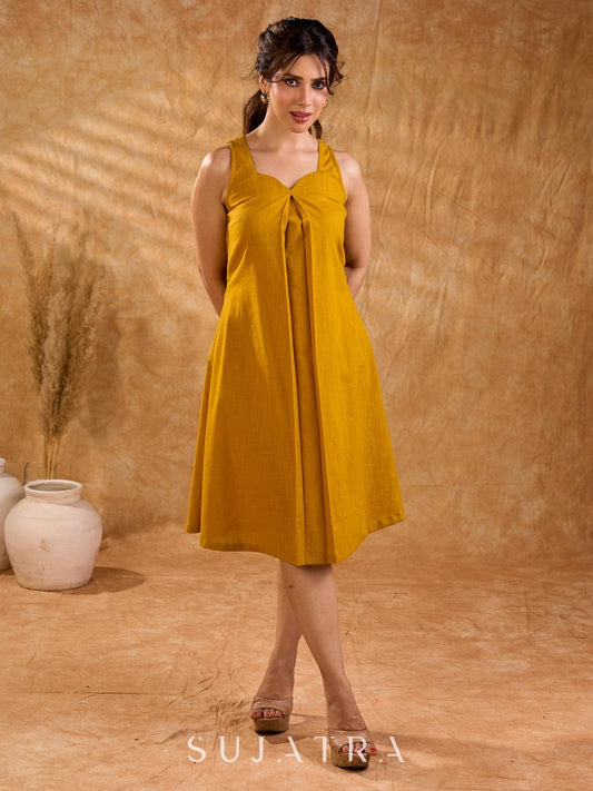 Graceful Mustard Cotton Pleated Sleeveless Dress with Chic Sweetheart Neckline