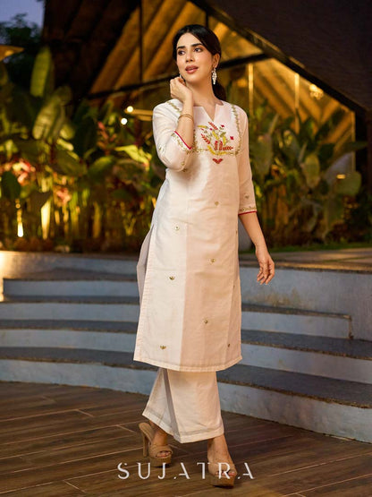 Contemporary White Chanderi Kurta with Minimal Hand Thread Embroidery & Gotapatti Work