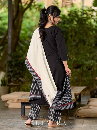 Graceful Off White Rayon Dupatta with Contrasting Ikat Pallu & Minimal Hand Embroidery