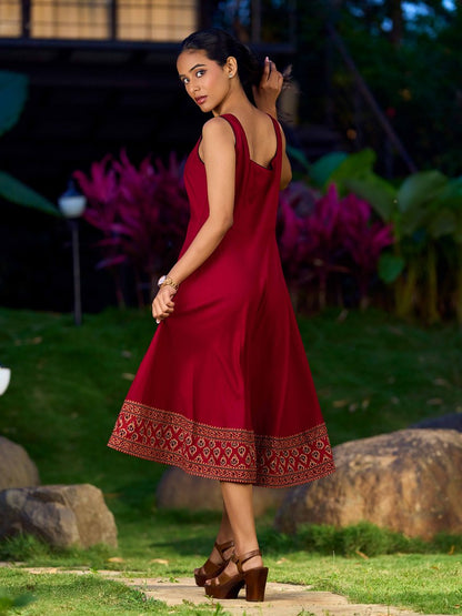 Maroon Sweetheart Neckline Dress With Ajrakh Printed Hemline - Jacket Optional
