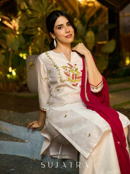 Contemporary White Chanderi Kurta with Minimal Hand Thread Embroidery & Gotapatti Work
