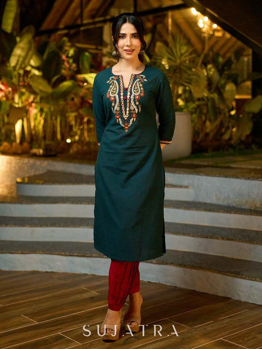 Graceful Teal Cotton Kurta Adorned with Intricate Paisley Embroidery