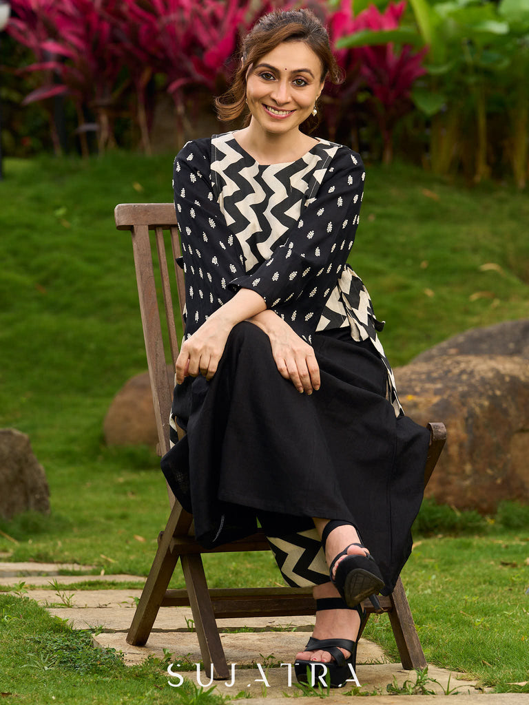Contemporary Black Panel Kurta featuring Zigzag Tie Panel and Intricate Embroidered Sleeves