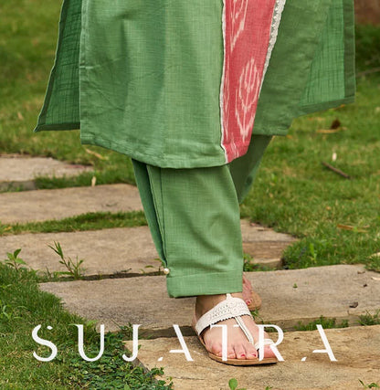 Pleated Pista Pant with Pearl Details