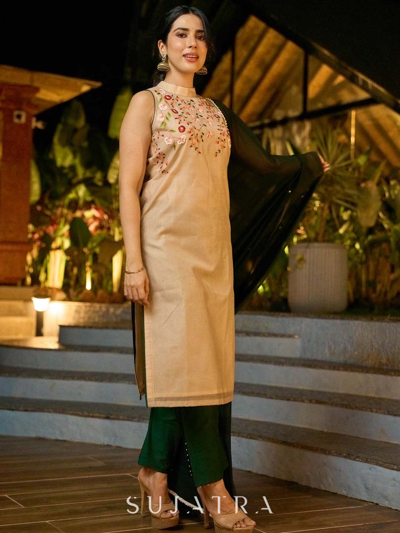 Chic Sleeveless Chanderi Beige Kurta with Minimal Floral Hand Embroidery