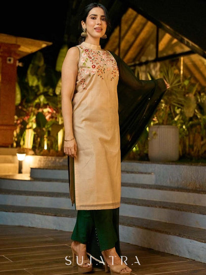 Chic Sleeveless Chanderi Beige Kurta with Minimal Floral Hand Embroidery