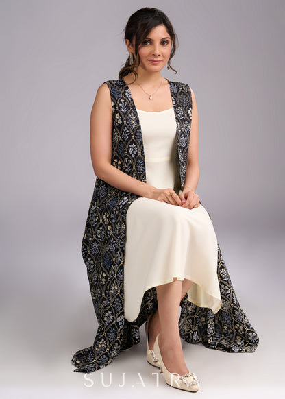 Midnight Muse Sleeveless Black Viscose Shrug with Vibrant Floral Print - Dress optional