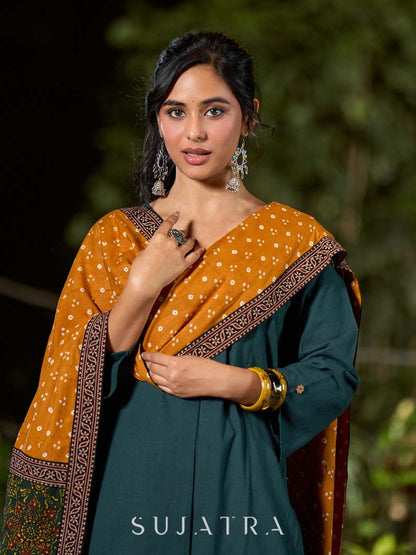 Effortless Bottle Green Cotton Kurta with Sleek Minimal Finish