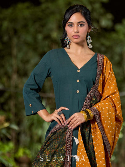 Sophisticated Mustard Bandhani Dupatta with Contrasting Ajrakh Pallu
