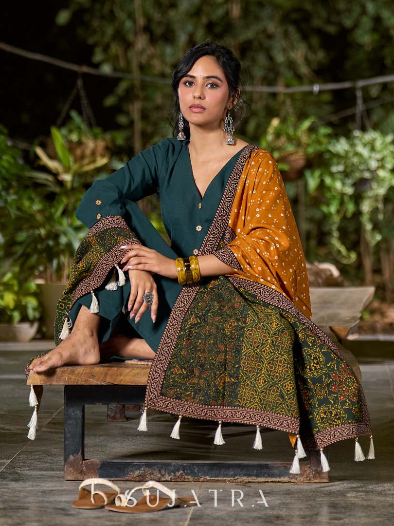 Effortless Bottle Green Cotton Kurta with Sleek Minimal Finish