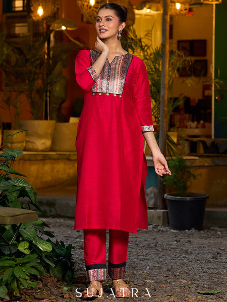 Stunning magenta cotton-silk kurta with digital print detailing and black–gold contrast