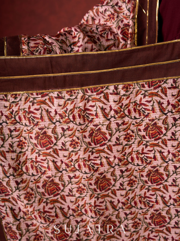 Beautiful printed dupatta enhanced with delicate lace detailing