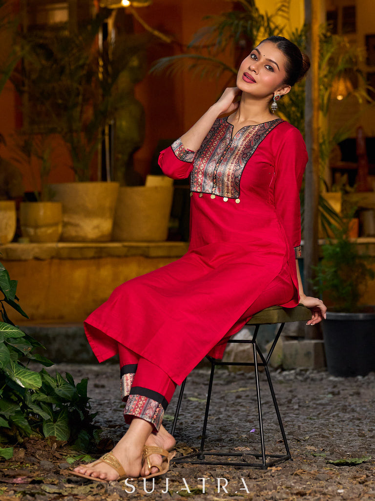 Stunning magenta cotton-silk kurta with digital print detailing and black–gold contrast