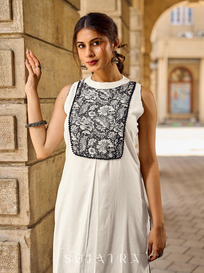 Elegant Off-White Rayon Sleeveless Kurta with Contrast Black Floral Embroidered Yoke Panel