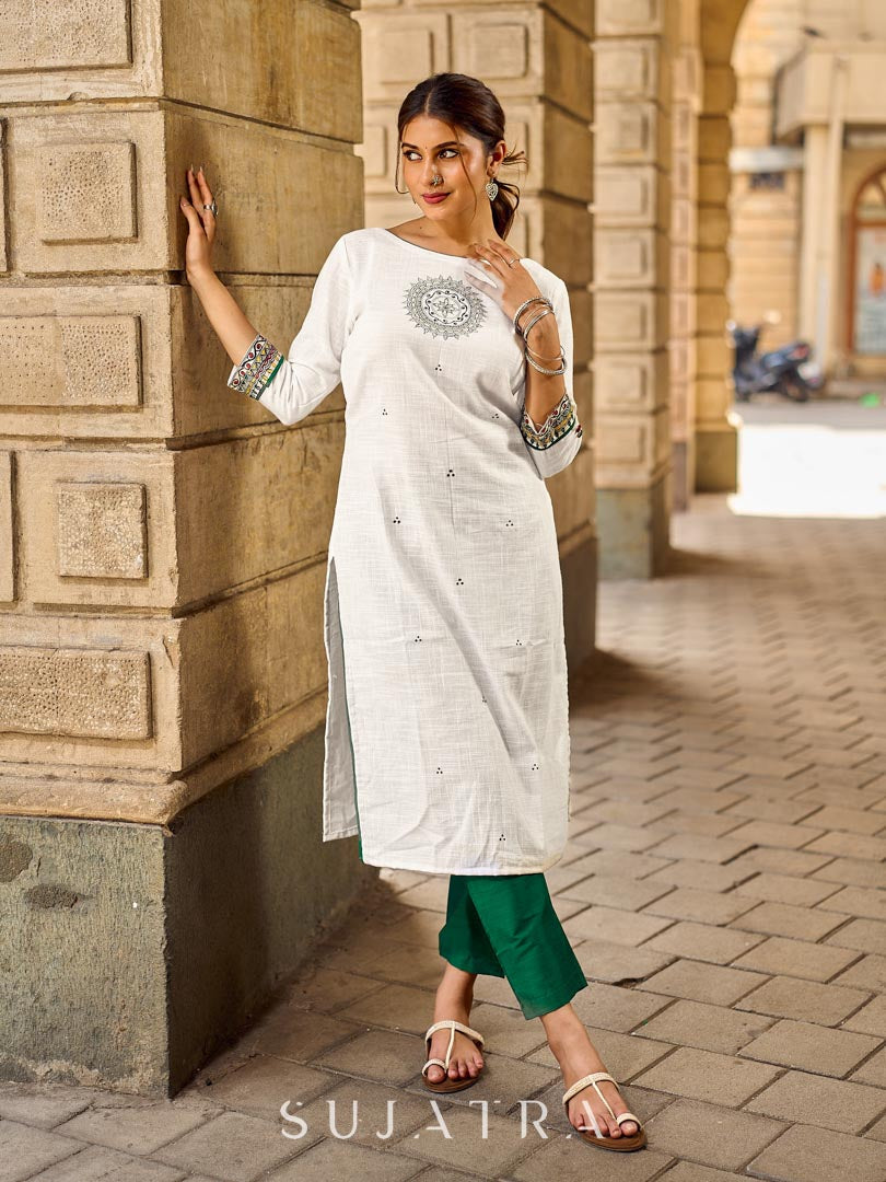 Cultural White Cotton Kurta with Traditional Madhubani Painting on Front & Sleeves