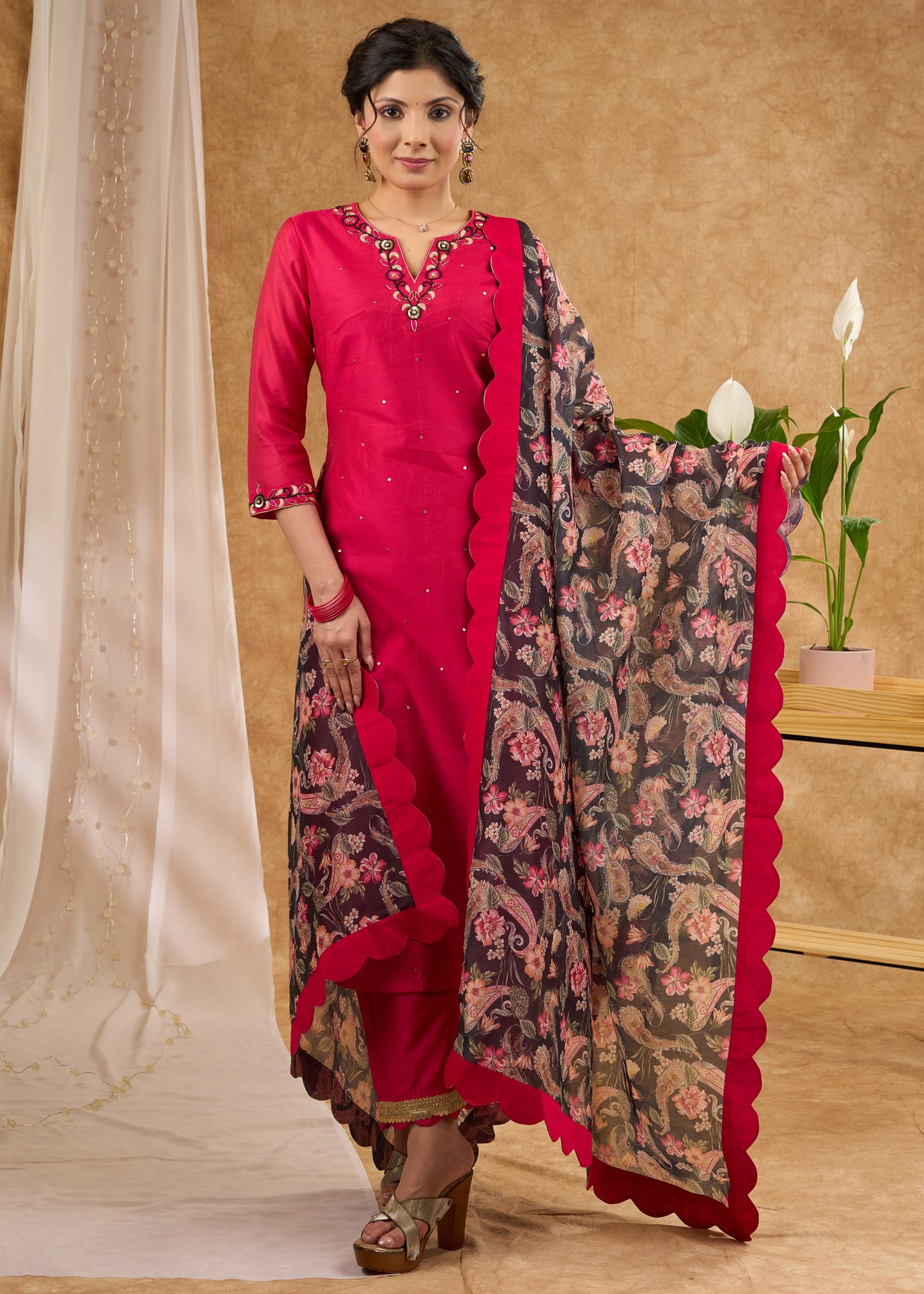 Delicately hand embroidered pink Chanderi kurta