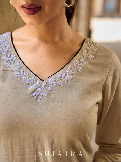 Pristine Off-White Cotton Flex Straight Kurta Featuring Subtle Monochrome Embroidery on Neckline & Sleeve Cuffs