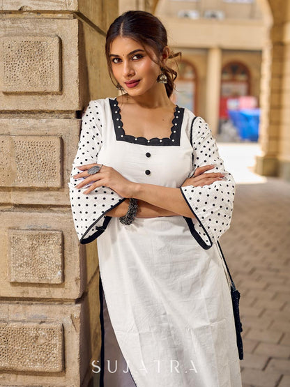 Effortless White Cotton Kurta Adorned with Polka Dot Sleeves & Delicate Scalloped Neckline