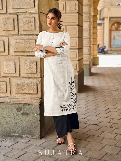 Classic White Cotton Kurta Featuring Black Leaf Vine Embroidery & Printed Sleeve Detail