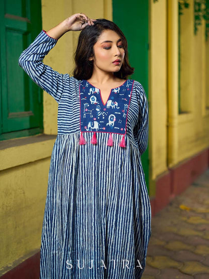 Contemporary Indigo Striped Kurta Featuring Animal Patch Detail, Drop Shoulders and Magenta Mirror Accents