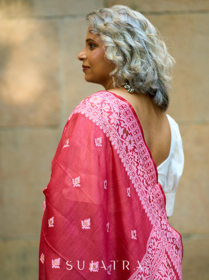 Elegant Red Silk Jamdani Saree with Woven Motifs