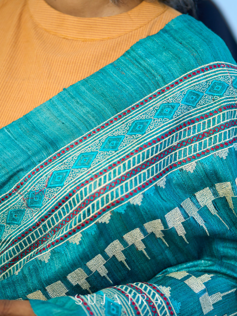 Elegant Blue Handloom Ghicha Silk Saree with Contrast Woven Border & Geometric Pallu Design