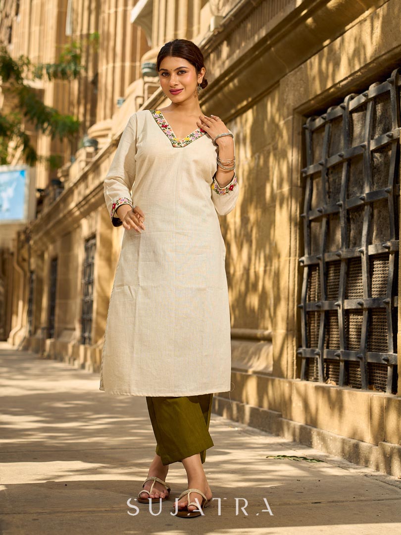 Classic Off-White Straight Cotton Kurta Featuring Vibrant Floral Hand Embroidery on Neckline & Sleeve Cuffs