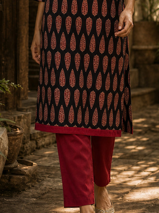 Structured Maroon Cotton Straight Cut Pant